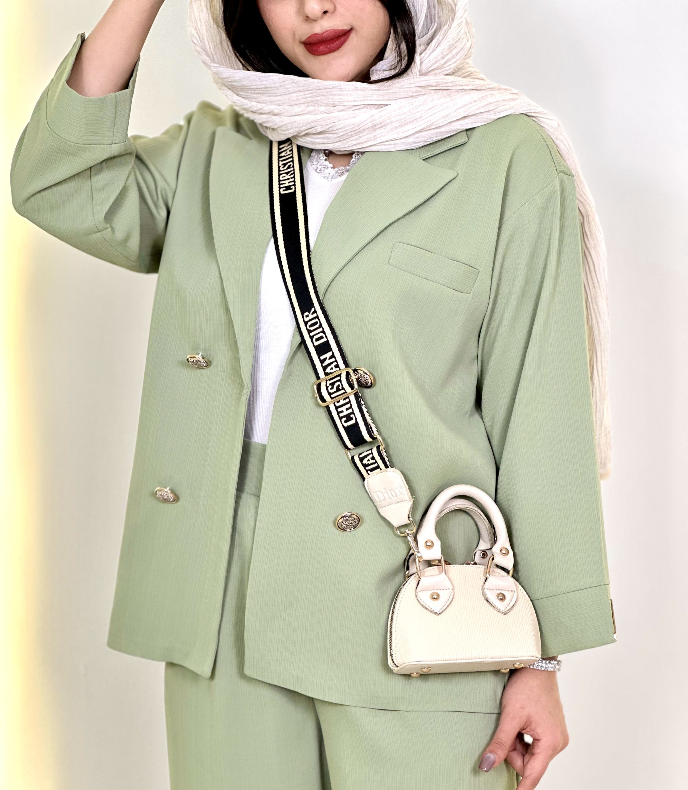 کت شلوار ایسو
